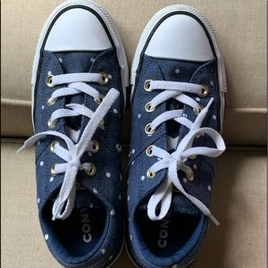 Women’s converse all star sneaker.